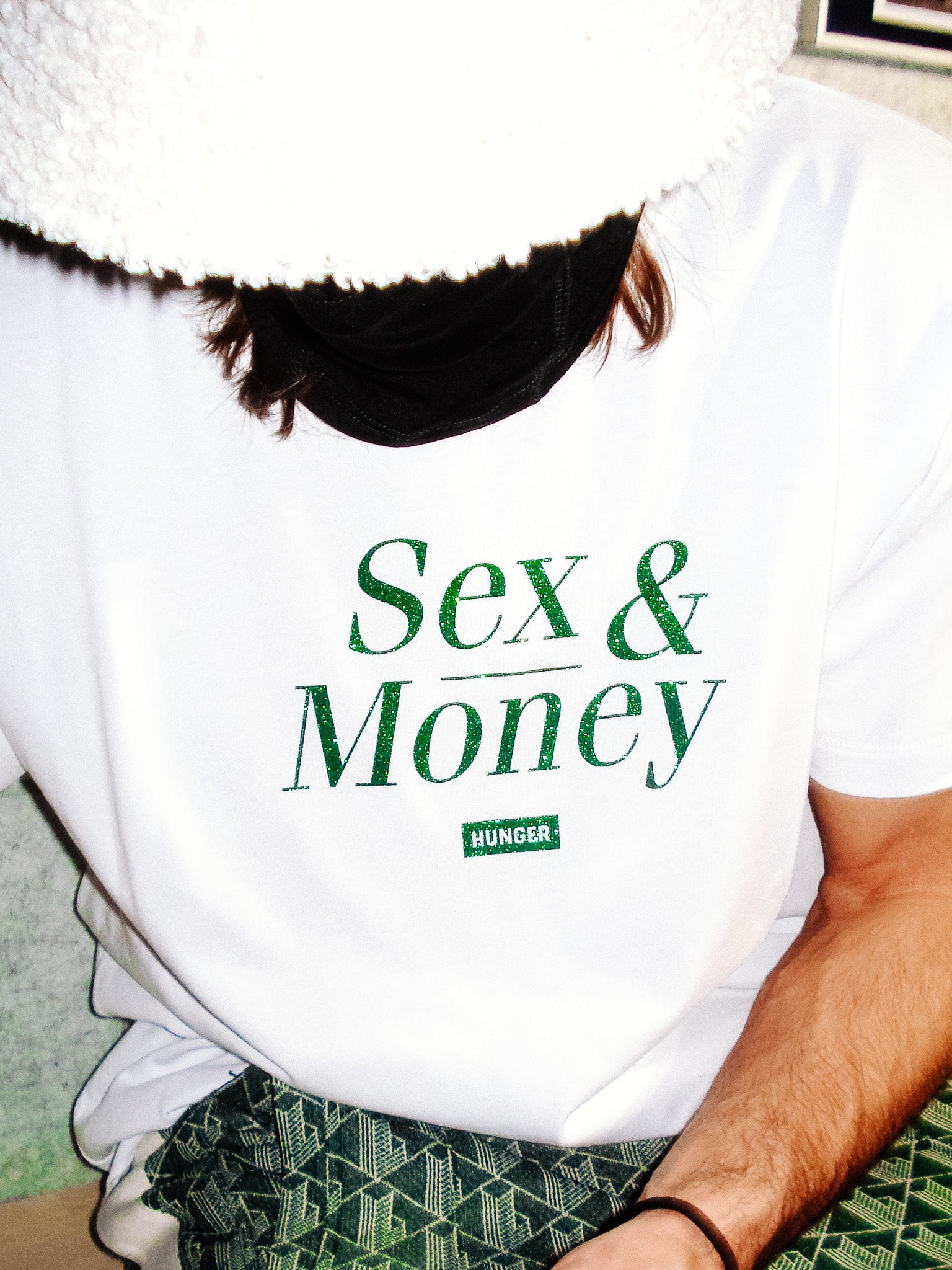 SEX & MONEY